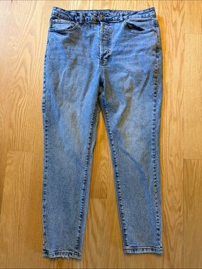Indigo Rising Straight Leg Jeans